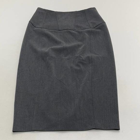 BODY BY VICTORIA Women’s 2 Gray Stretch Skirt - Picture 1 of 4